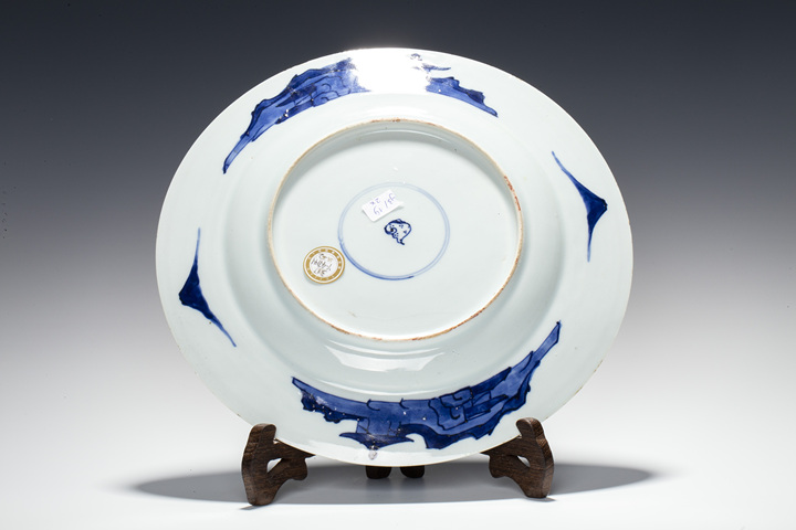 古玩陶瓷清康熙·青花狩獵圖折沿盤一對真品鑒賞圖