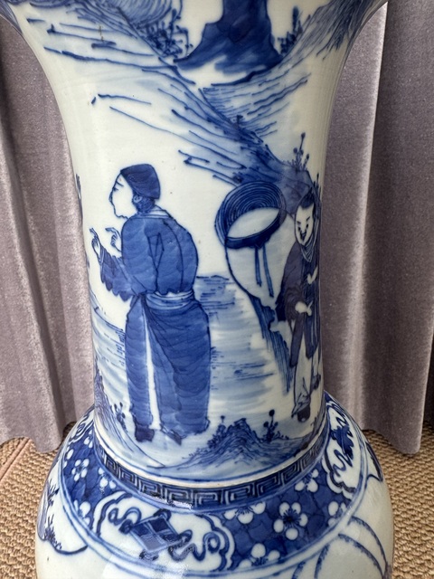 古玩陶瓷青花人物故事紋花觚真品鑒賞圖
