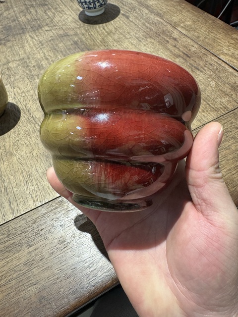古玩陶瓷窯變紅釉罐真品鑒賞圖