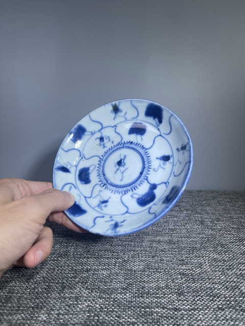 古玩陶瓷清中期.青花靈芝花卉紋盤拍賣,當前價格0元