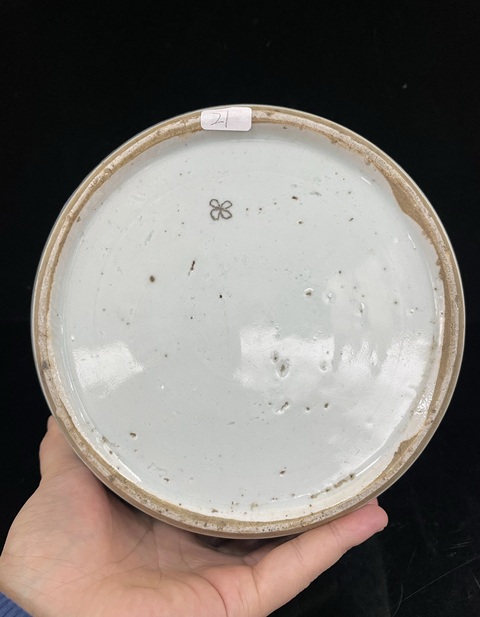 古玩陶瓷青花纏枝花卉紋罐拍賣,當前價格1588元