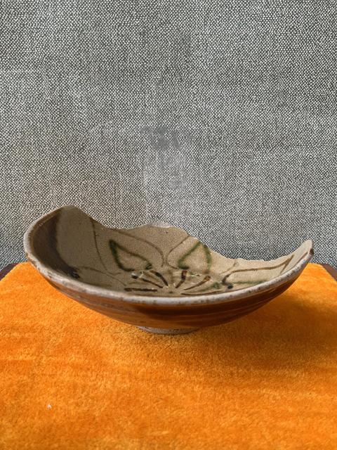 古玩陶瓷長沙窯釉下彩花卉紋碗拍賣,當前價格3000元