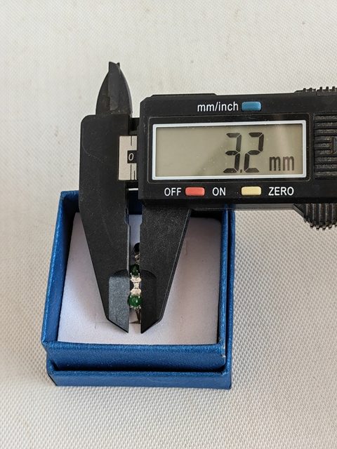 古玩玉器天然翡翠鑲嵌戒指拍賣,當前價格298元