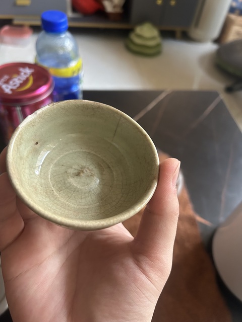 古玩陶瓷明早期龍泉窯青釉臥足杯拍賣，當前價格150元