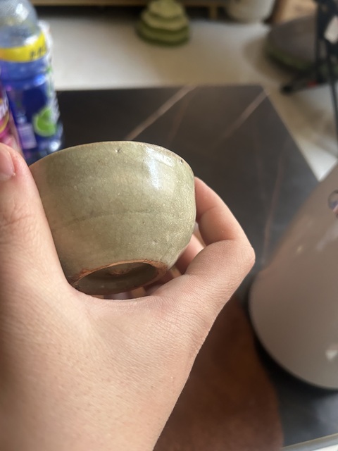 古玩陶瓷明早期龍泉窯青釉臥足杯拍賣，當前價格150元
