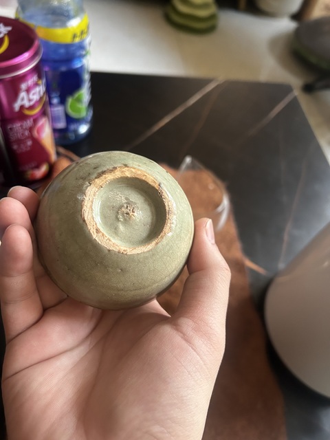 古玩陶瓷明早期龍泉窯青釉臥足杯拍賣，當前價格150元