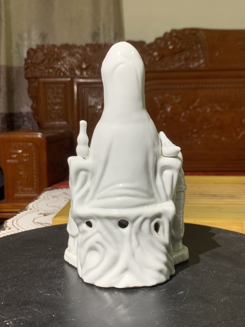 古玩陶瓷清代白瓷觀音菩薩造像拍賣，當前價格2500元