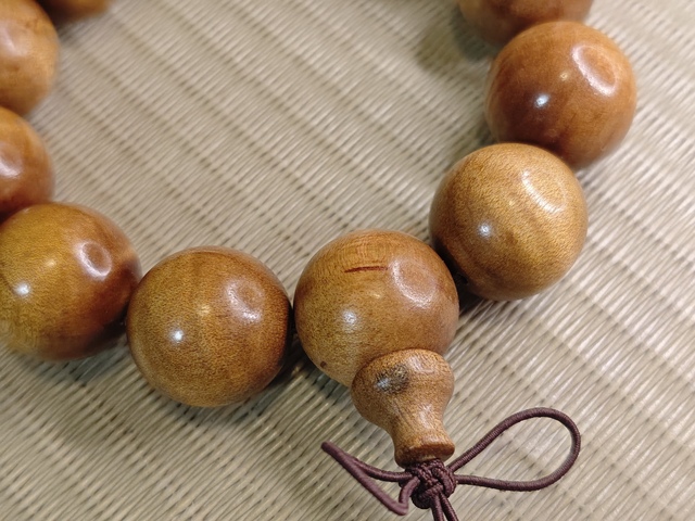 古玩雜項【高品質(zhì)】金絲楠手串拍賣，當前價格198元