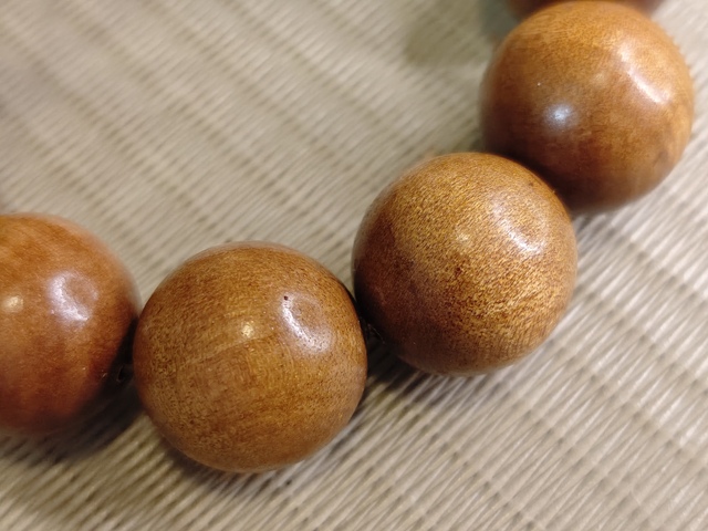 古玩雜項【高品質(zhì)】金絲楠手串拍賣，當前價格198元