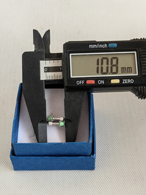 古玩玉器天然翡翠鑲嵌戒指拍賣,當前價格298元