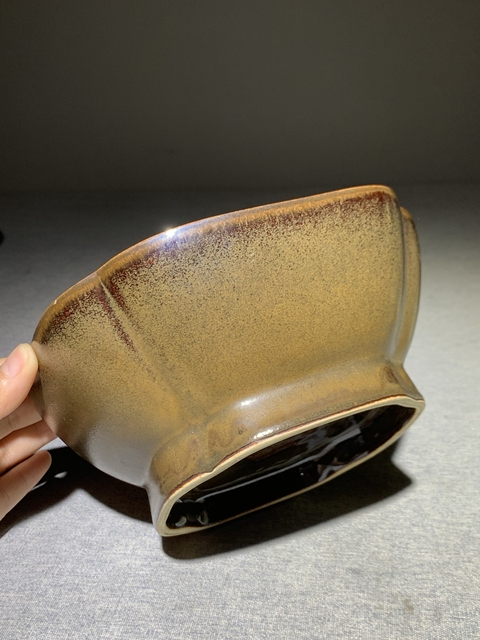 古玩陶瓷清中期茶葉末釉釉四方倭角貢碗拍賣,當前價格5588元