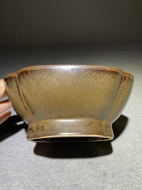 古玩陶瓷清中期茶葉末釉釉四方倭角貢碗拍賣,當前價格5588元