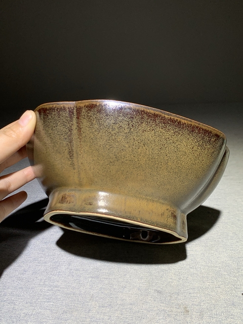 古玩陶瓷清中期茶葉末釉釉四方倭角貢碗拍賣,當前價格5588元