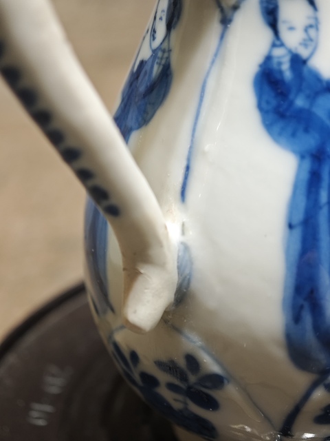 古玩陶瓷清康熙青花四美圖執(zhí)壺拍賣，當(dāng)前價(jià)格1500元