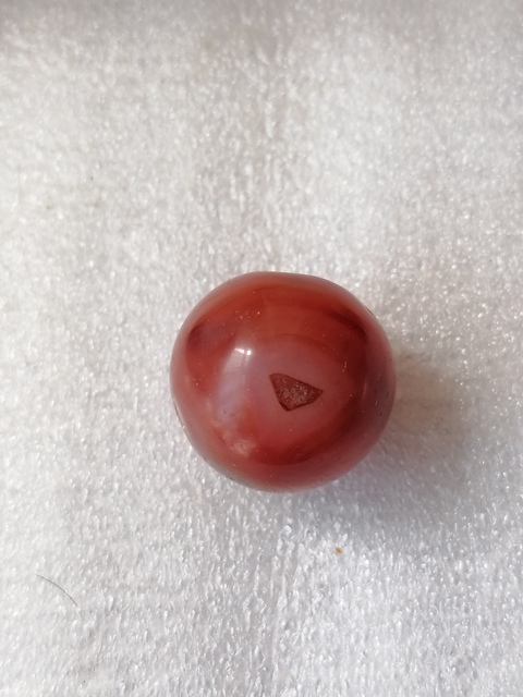 古玩玉器限時特價天然紅瑪瑙珠一顆拍賣，當前價格133元
