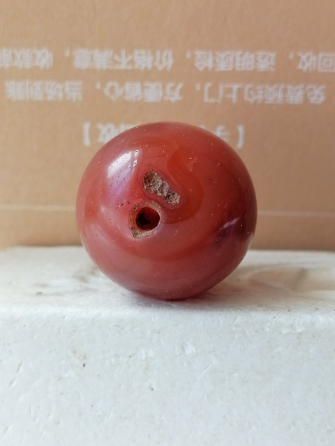 古玩玉器限時特價天然紅瑪瑙珠一顆拍賣，當前價格133元