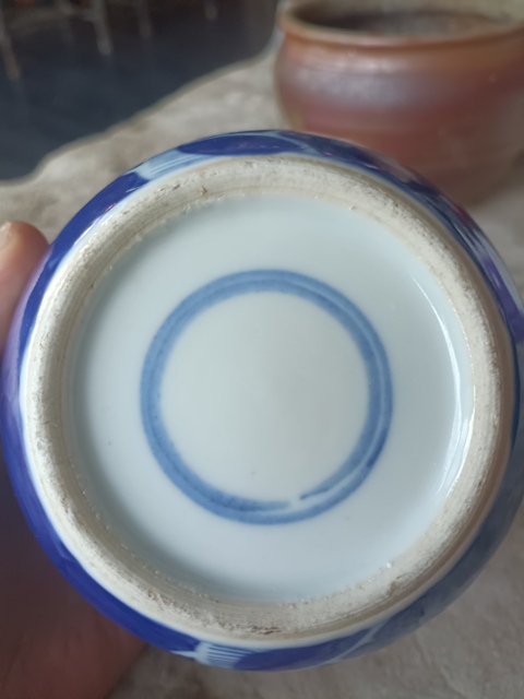 古玩陶瓷青花冰梅圖茶葉罐拍賣,當前價格99元