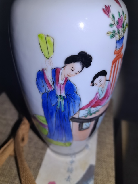 古玩陶瓷粉彩仕女人物觀音瓶拍賣，當前價格2800元