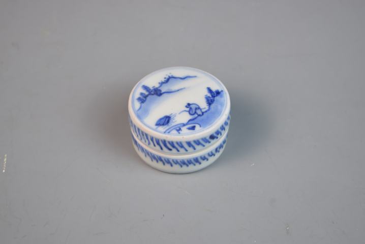 古玩陶瓷清早期青花山水人物紋印泥盒拍賣，當前價格600元