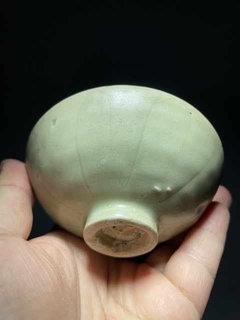 古玩陶瓷宋末元初龍泉青瓷刻仰蓮紋茶盞拍賣,當前價格3980元