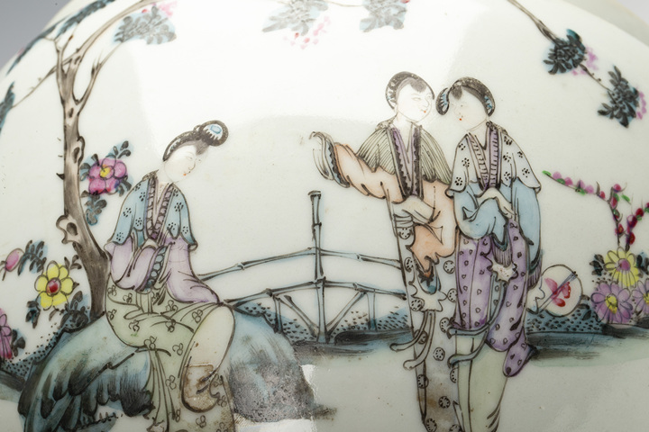古玩陶瓷民國·淺絳彩仕女紋粥罐拍賣,當前價格208元