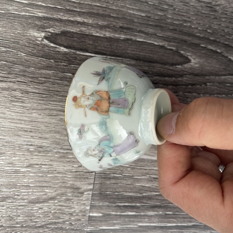 古玩陶瓷清晚期粉彩人物故事杯 茶杯酒杯小碗茶圓拍賣，當前價格1850元