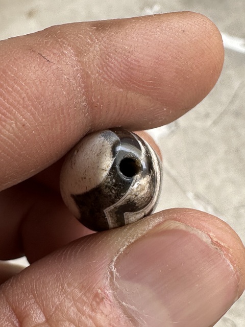 古玩玉器纏絲瑪瑙橄欖珠拍賣,當前價格1888元
