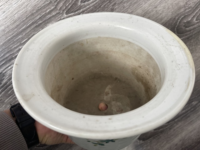 古玩陶瓷晚清細路粉彩花盆拍賣，當前價格2850元
