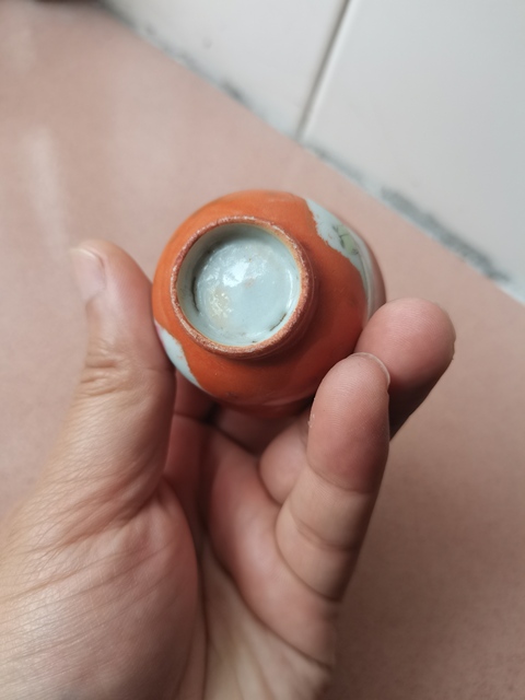 古玩陶瓷晚清**紅開光粉彩童子圖仰種杯拍賣，當前價格500元