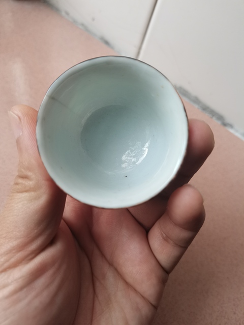 古玩陶瓷晚清**紅開光粉彩童子圖仰種杯拍賣，當前價格500元