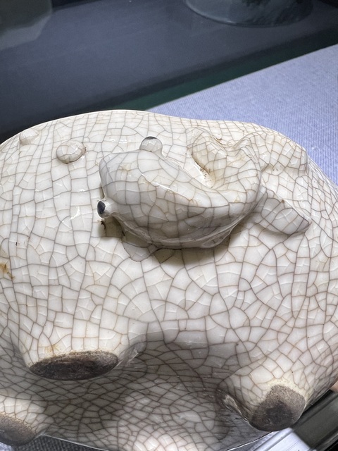 古玩陶瓷(晚清民國漳州窯)哥釉雙魚洗拍賣,當(dāng)前價(jià)格0元