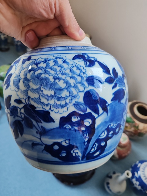 古玩陶瓷清中期青花花卉紋蓋罐拍賣，當(dāng)前價(jià)格1680元