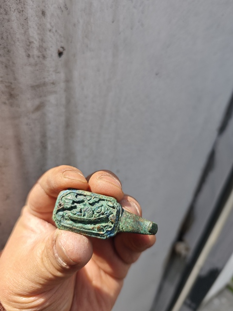 古玩銅器人物故事帶鉤拍賣，當前價格580元