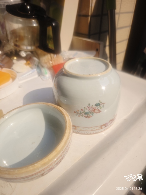 古玩陶瓷乾隆粉彩花卉紋蓋罐拍賣,當(dāng)前價(jià)格988元