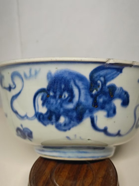 古玩陶瓷明空白期青花獅紋碗拍賣，當前價格4567元