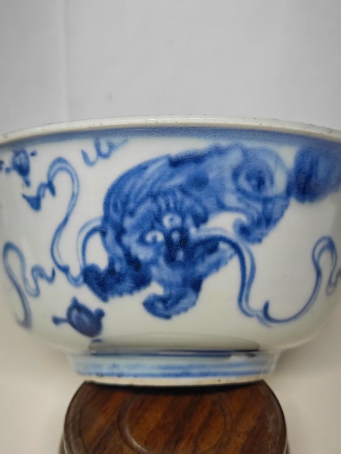 古玩陶瓷明空白期青花獅紋碗拍賣，當前價格4567元
