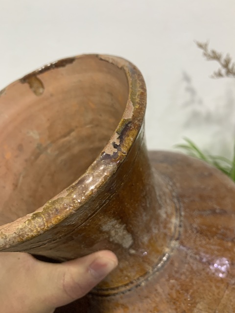 古玩陶瓷黃釉弦紋尊拍賣(mài),當(dāng)前價(jià)格4500元