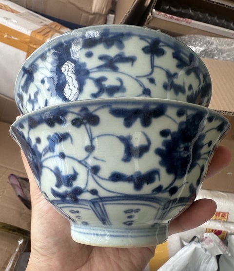 古玩陶瓷青花纏枝花卉紋茶碗拍賣,當(dāng)前價(jià)格2000元