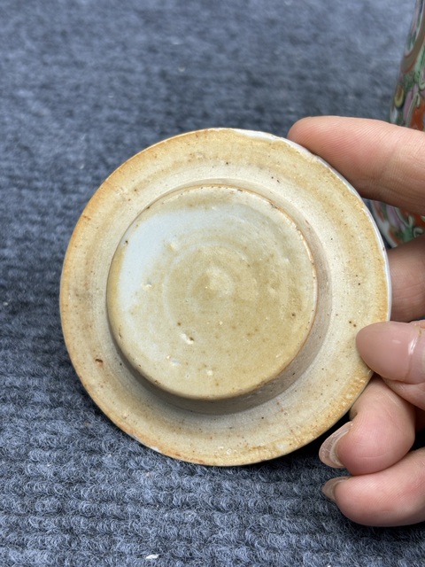 古玩陶瓷廣彩開窗人物花鳥紋提梁壺拍賣,當前價格1088元