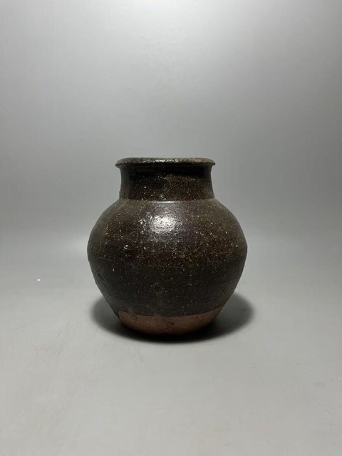 古玩陶瓷（南宋）贛州窯褐釉罐拍賣，當前價格0元