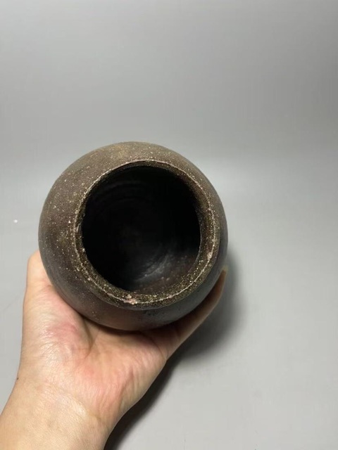 古玩陶瓷（南宋）贛州窯褐釉罐拍賣，當前價格0元