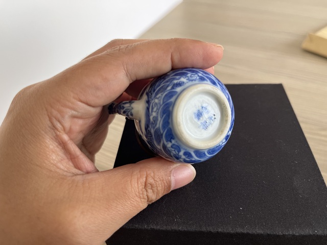 古玩陶瓷清晚·青花龍鳳呈祥紋壺真品鑒賞圖