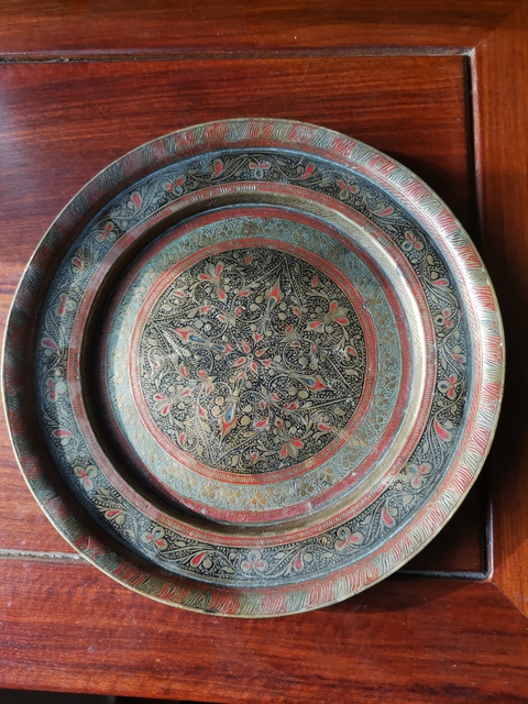 古玩銅器花卉紋銅盤拍賣,當(dāng)前價格880元