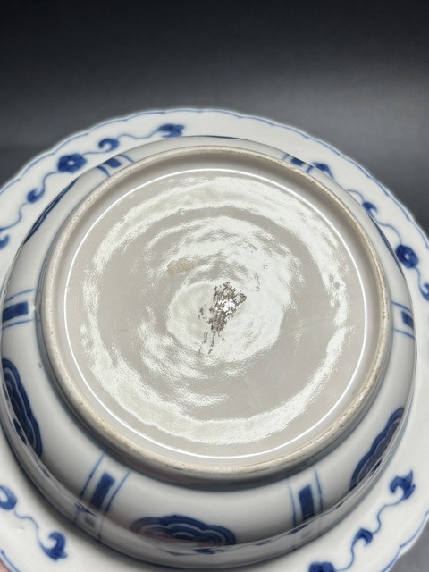 古玩陶瓷清康熙·青花“教子圖”人物故事花口折沿碗拍賣,當前價格1850元