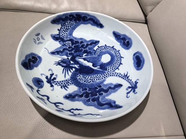 古玩陶瓷雍正·青花過墻龍紋盤真品鑒賞圖