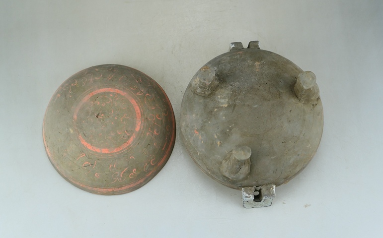 古玩陶瓷漢.灰陶彩繪鼎(館藏級(jí))拍賣,當(dāng)前價(jià)格2396元