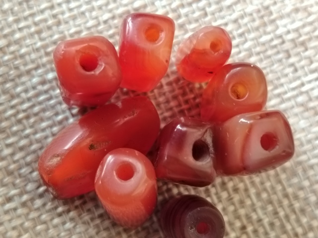 古玩玉器天然老珠子一批拍賣,當前價格148元