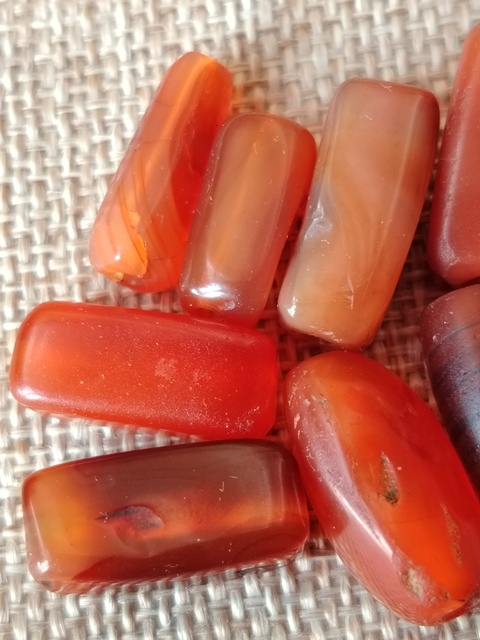 古玩玉器天然老珠子一批拍賣,當前價格148元