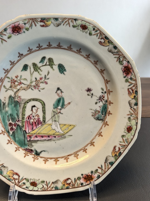 古玩陶瓷雍乾粉彩暗春宮圖八方盤拍賣,當前價格2200元