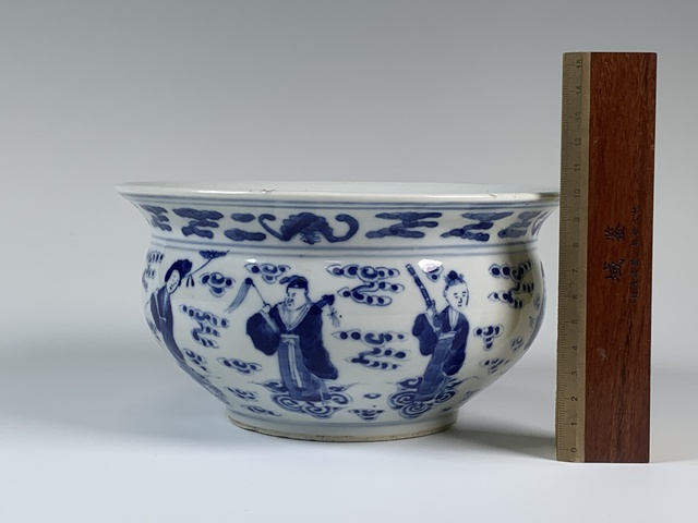 古玩陶瓷清晚期·青花八仙人物紋羅漢爐拍賣(mài)，當(dāng)前價(jià)格2664元